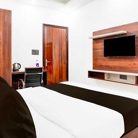 Super Hotel O Global نيودلهي المظهر الخارجي الصورة
