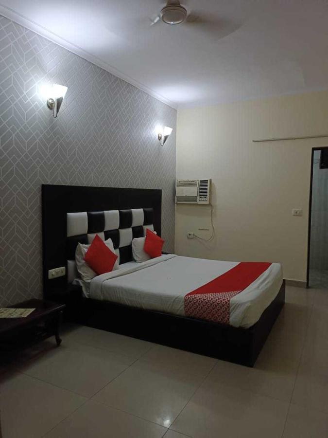 Super Hotel O Global نيودلهي المظهر الخارجي الصورة
