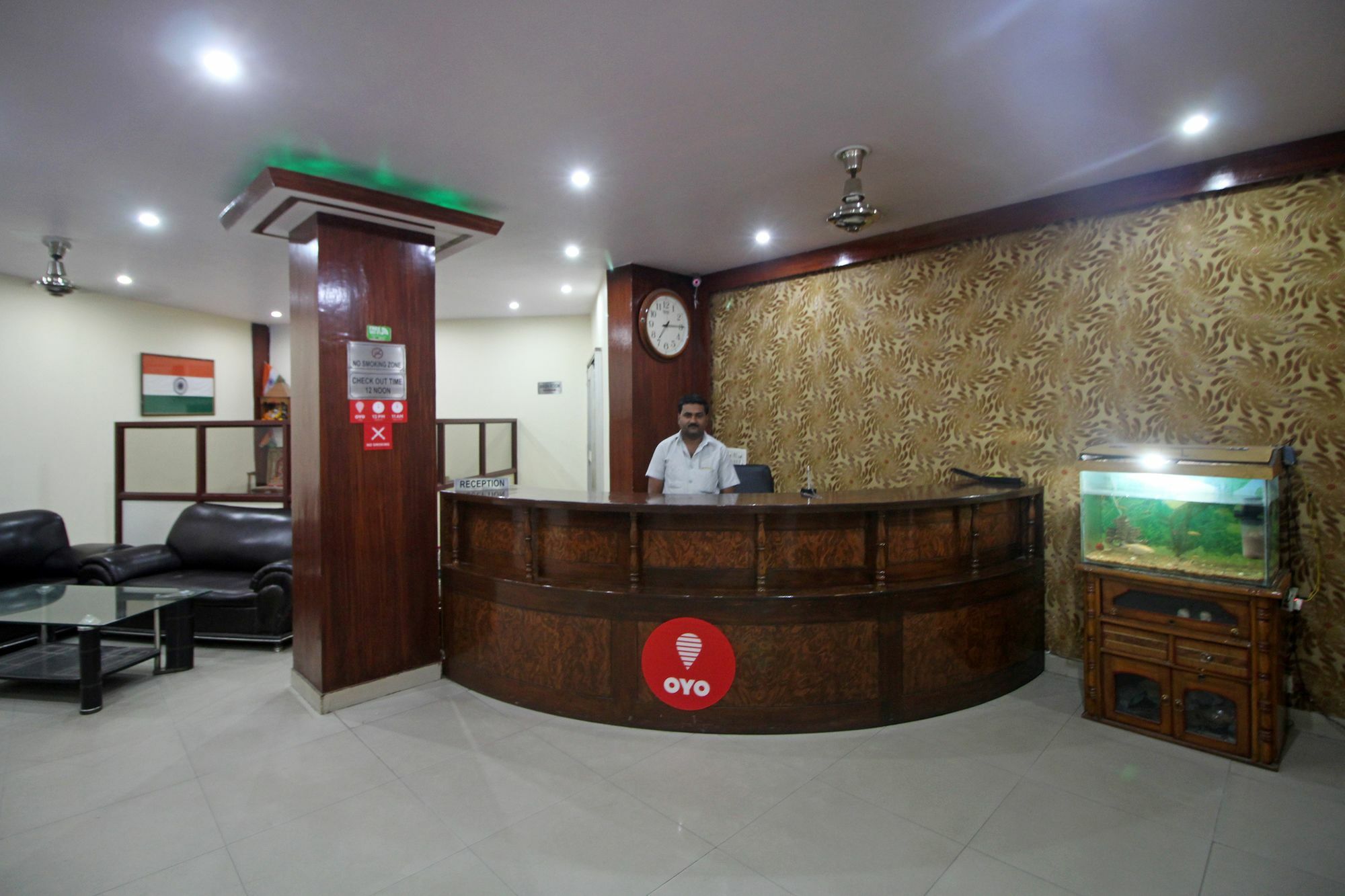 Super Hotel O Global نيودلهي المظهر الخارجي الصورة