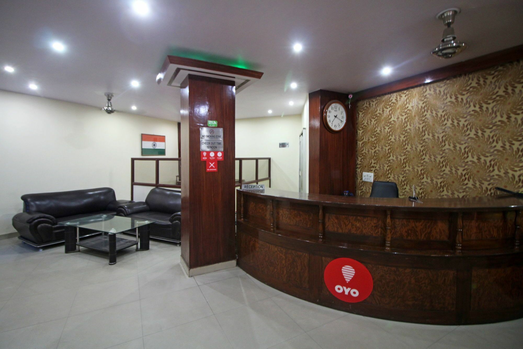 Super Hotel O Global نيودلهي المظهر الخارجي الصورة